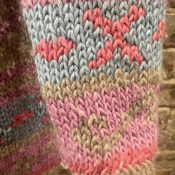 Angela Campos de Morris HandKnit Mexican Sweater - Picture 10 of 10